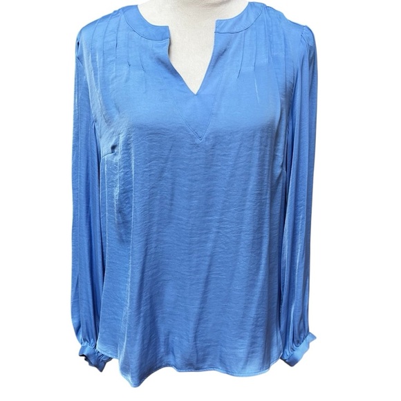 Nine West Women’s Large Light Blue Blouse Silky V-neck Polyester Flowy - Picture 1 of 8